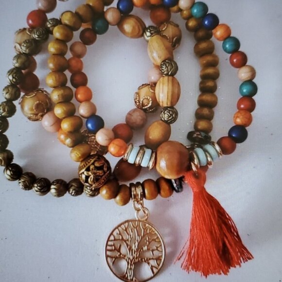 BOHO wooden beaded charm bracelet tree of life with tassel - Picture 3 of 5
